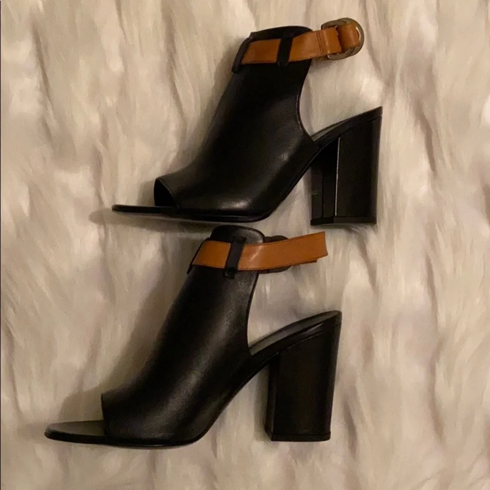 Delman “Aggie” peep-toe heel size 8.5. - Picture 3 of 7